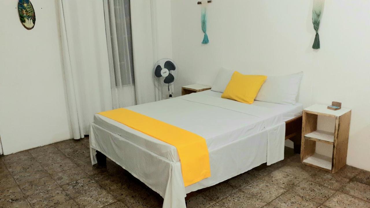Rooms Palmeras Cahuita Exterior photo