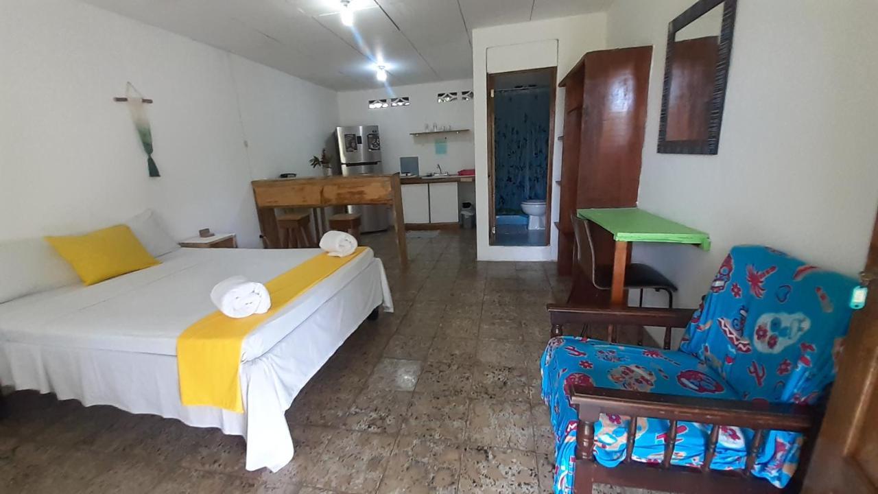 Rooms Palmeras Cahuita Exterior photo