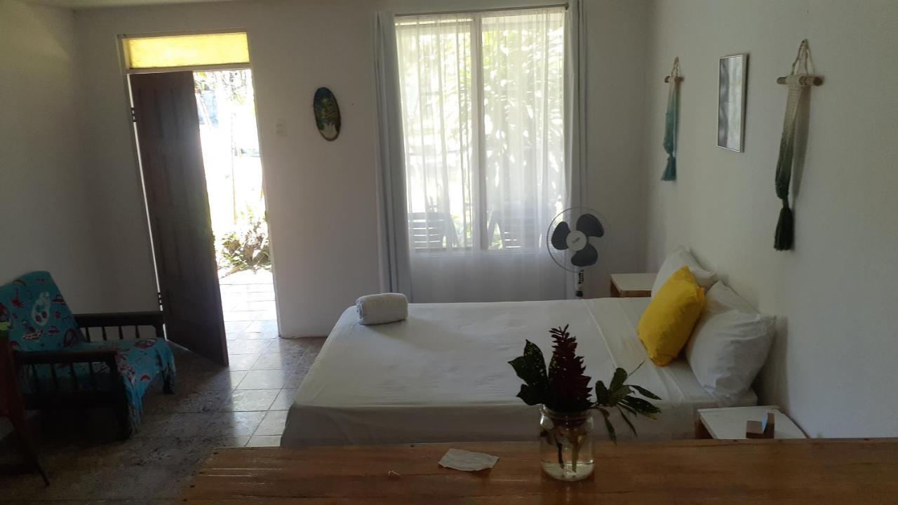 Rooms Palmeras Cahuita Exterior photo